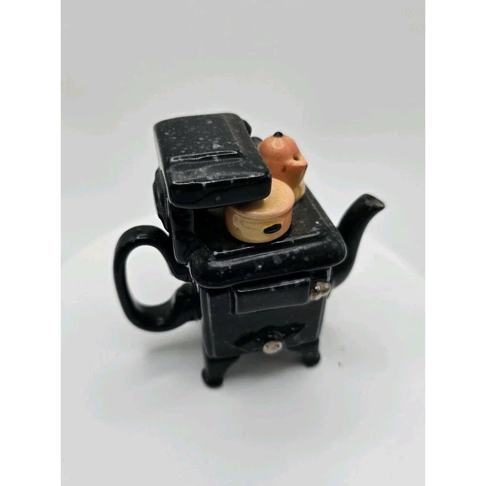 RARE! VINTAGE PAUL CARDEW BLACK CAST IRON STOVE MINI 1 CUP TEAPOT 4